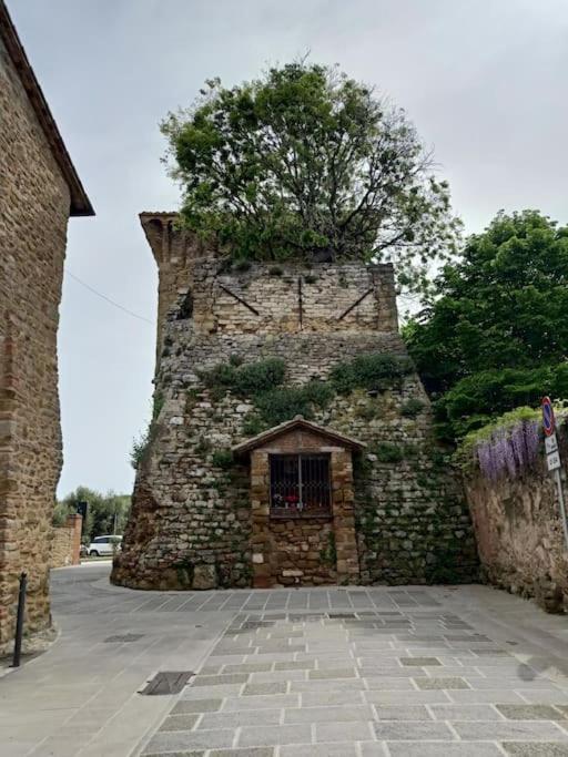 Il Borgo Antico Villa Monte del Lago Exteriör bild