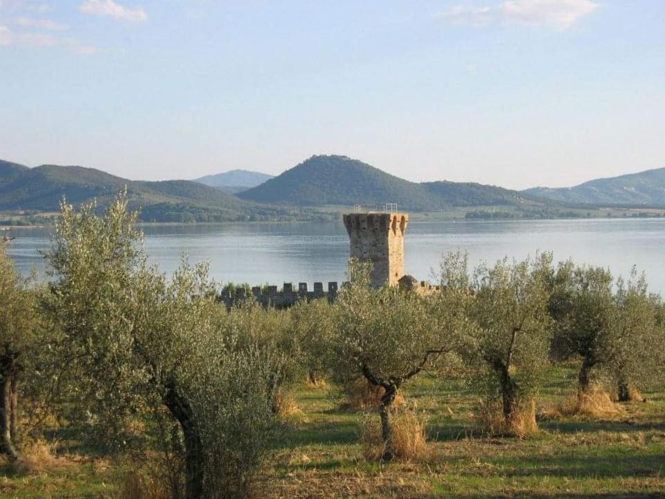 Il Borgo Antico Villa Monte del Lago Exteriör bild